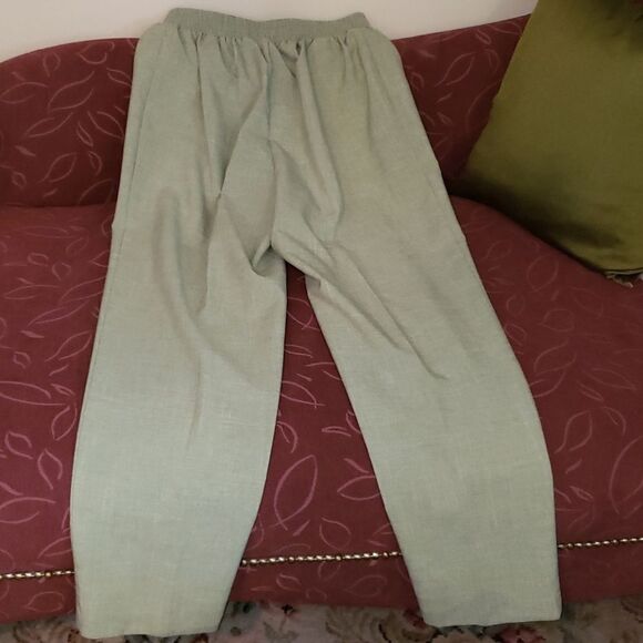 Bend Over Green Polyester Pants - Picture 4 of 8